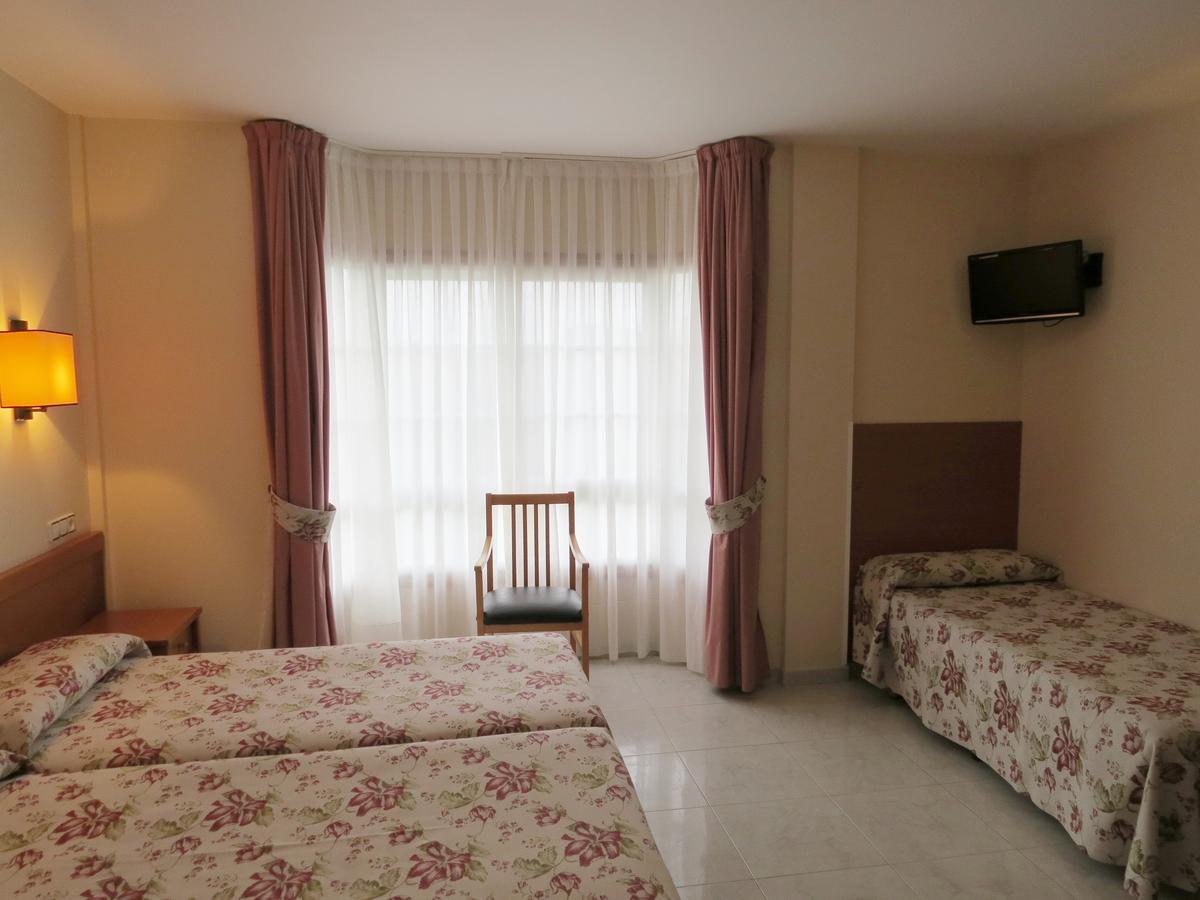 Habitación Triple (2 adultos + 1 niño)